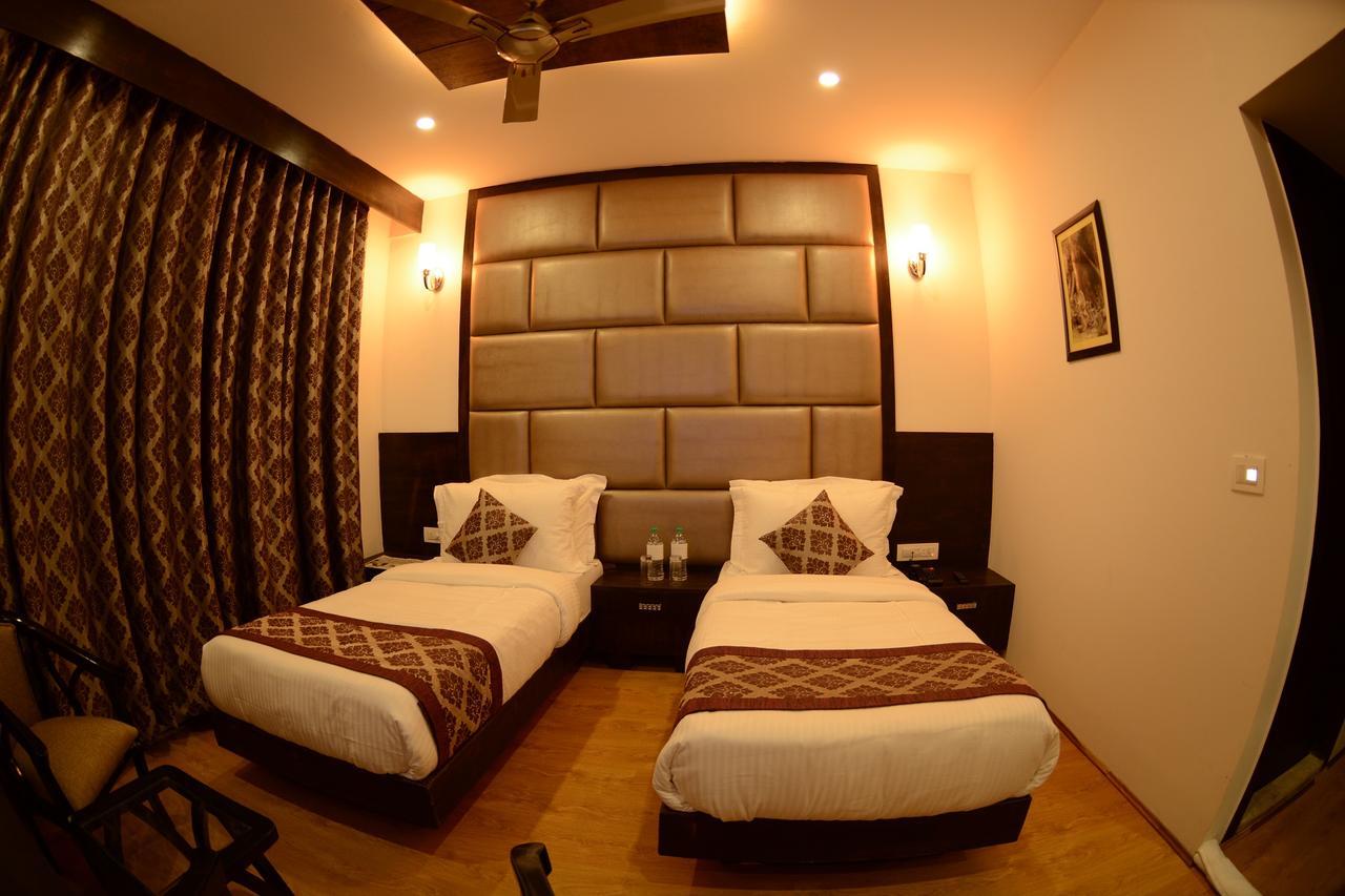 Hotel Royal Arabia Rainawādi المظهر الخارجي الصورة